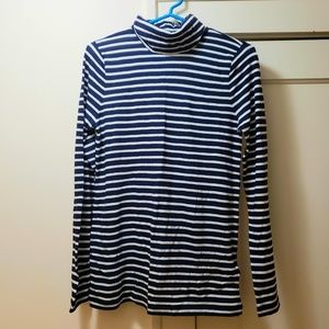 NWT J. Crew turtle neck, medium